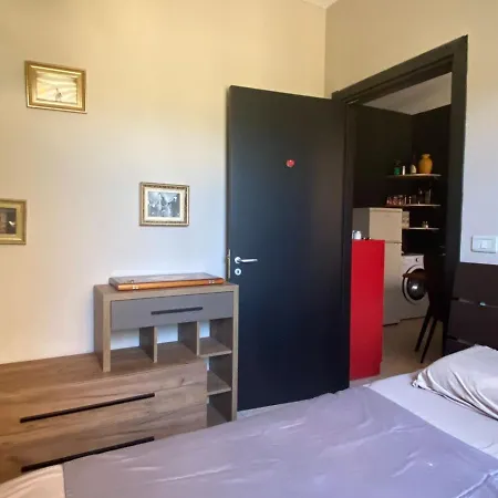 Dan's Place Апартаменты Орикум