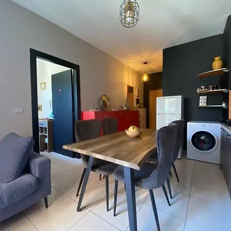 Dan's Place *